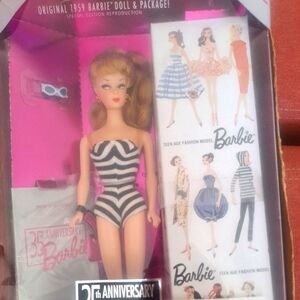 BRAND NEW ORIGINAL VINTAGE 1959 35TH ANNIVERSARY BARBIE DOLL SPECIAL EDI…